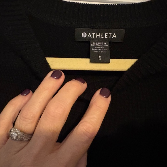 Athleta Wool/Cashmere Sweater size Large - Picture 2 of 3